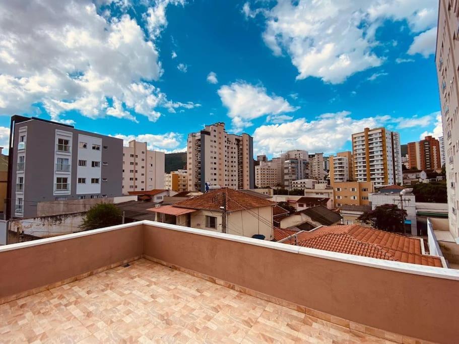 Poços de CaldasCasa Unica E Moderna Centro别墅 外观 照片